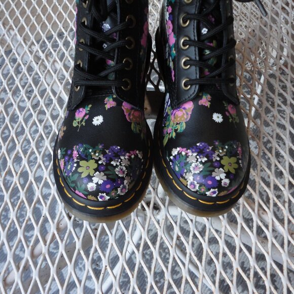 DR MARTENS Women's Multi-color Floral Lace Up 1460 Pascal Combat Boots Size 5 - Picture 3 of 7